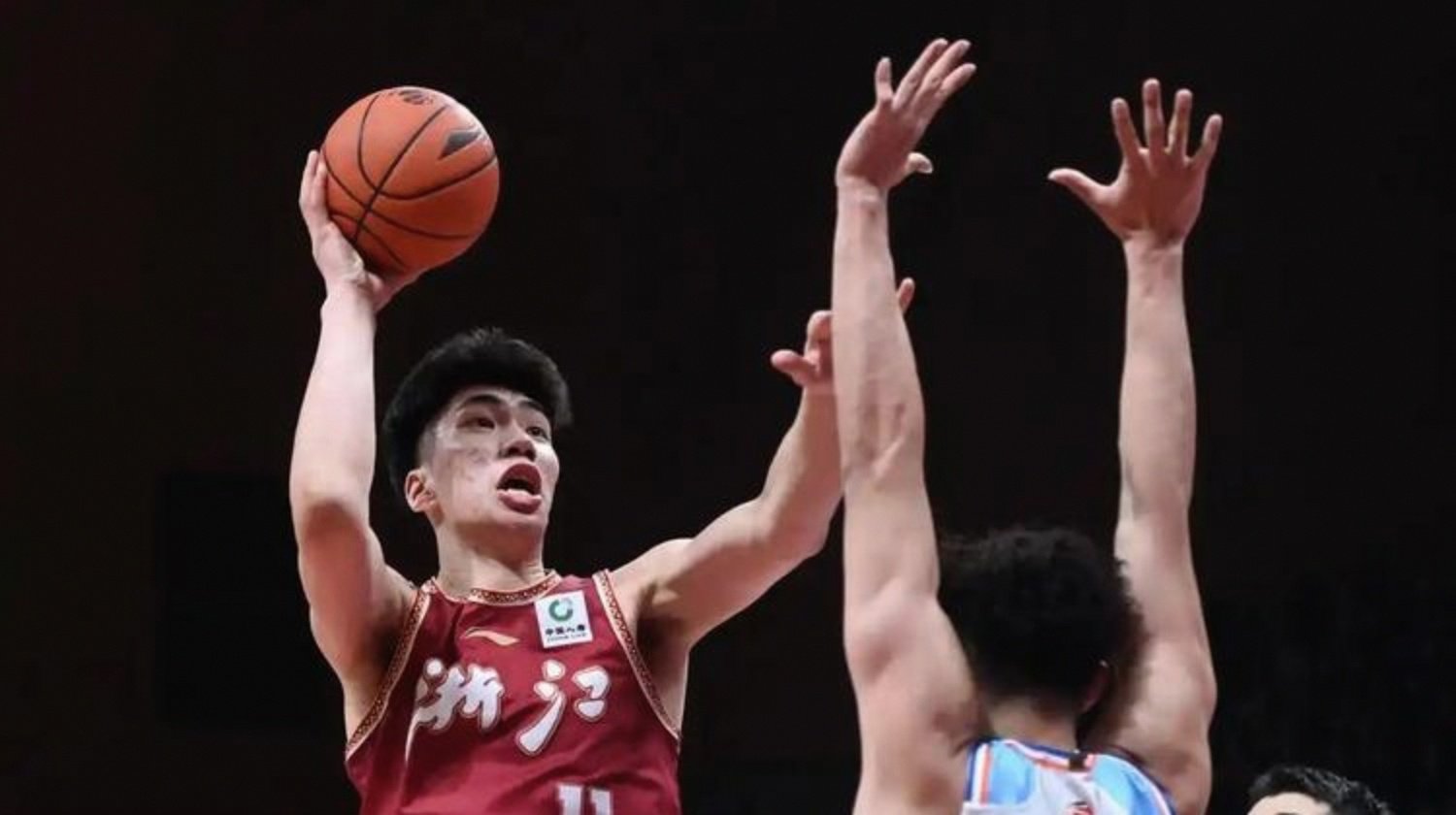 lol台服官网首页地址CBA季后赛赛前再迎强敌，成都蓉城临场应变，主帅态度——更衣室稳定，数据趋势出现新变化的简单介绍